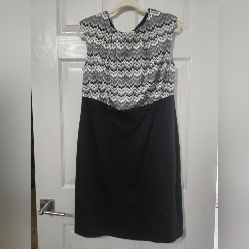 dressbarn Monochrome Chevron Midi Dress